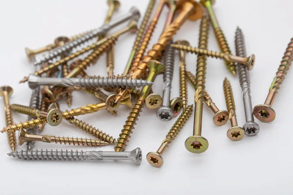 Как правильно выбрать саморезы?